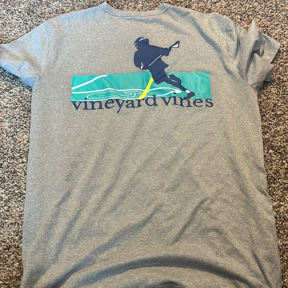 Boys Lacrosse Vineyard Vines Tshirt - Picture 2 of 2